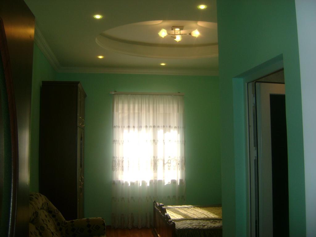 Hotel Happy House Chʼiva Habitación foto
